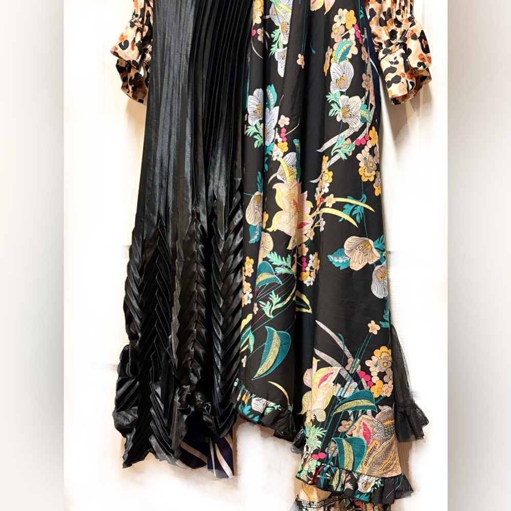 Leopard and Floral Pleated Skirt - Picture 4 of 5